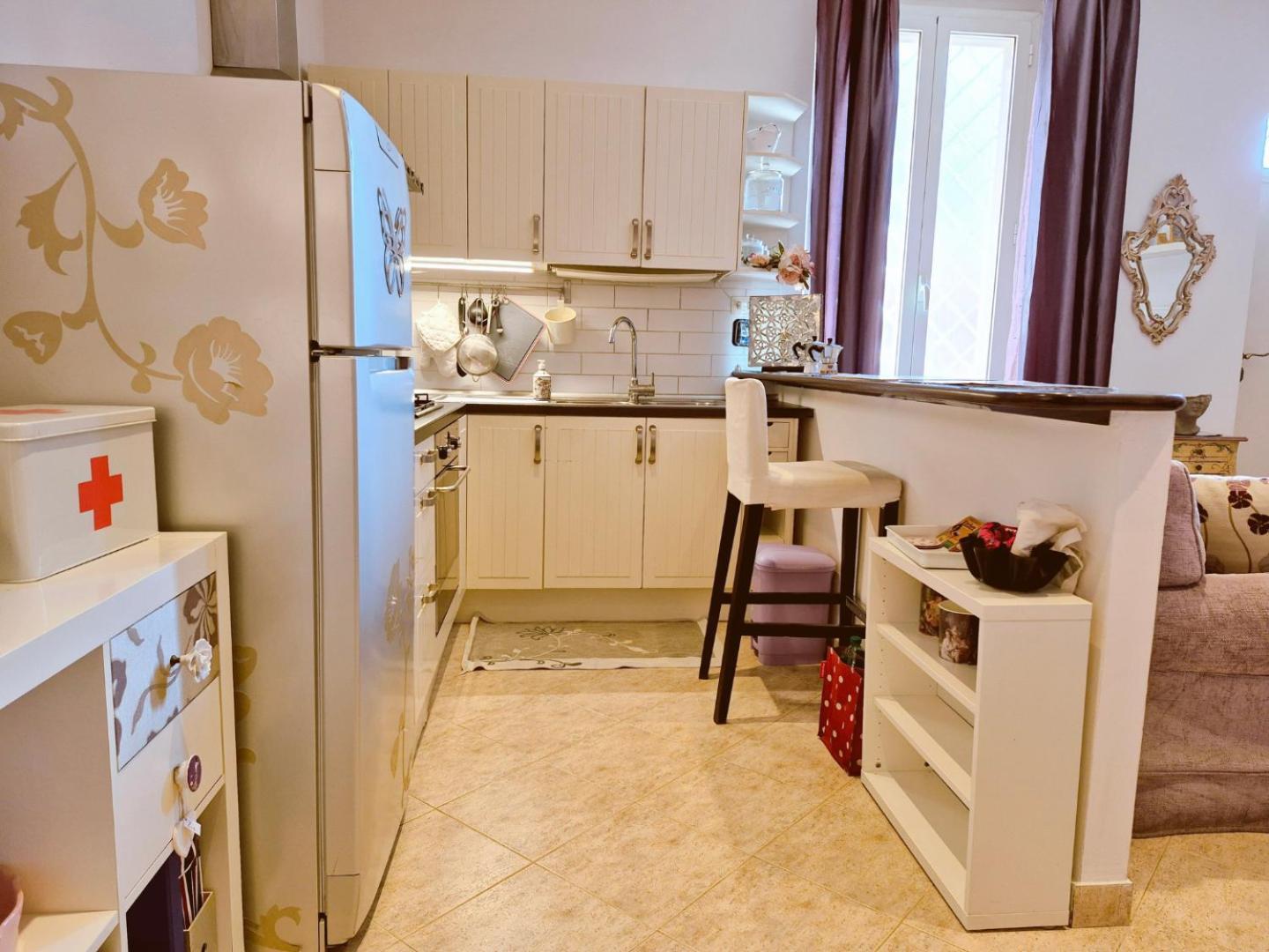 Apartamento Elegante Con Terrazzino A San Lorenzo Roma
