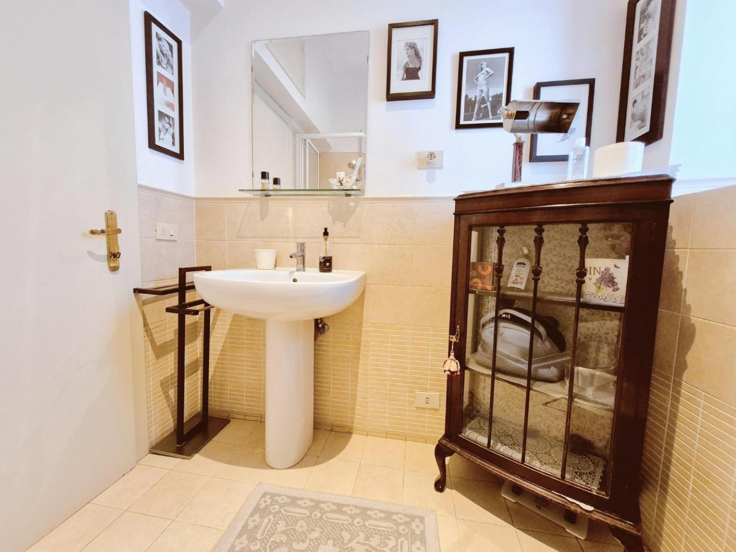 Appartamento Elegante Con Terrazzino A San Lorenzo *