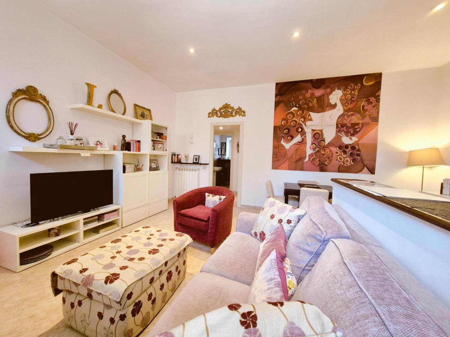 Apartamento Elegante Con Terrazzino A San Lorenzo Roma
